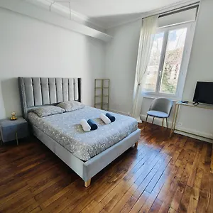 Self-checkin Town House - To Rent In A Beautiful Modern Town House - Not A - Location De Avec Arrivee En Autonomie - Extra Fee For Sheets And Towels - Private Parking - Check Your Plateform Inbox And Follow Check-in Instructions Saint-Romain-en-Gal